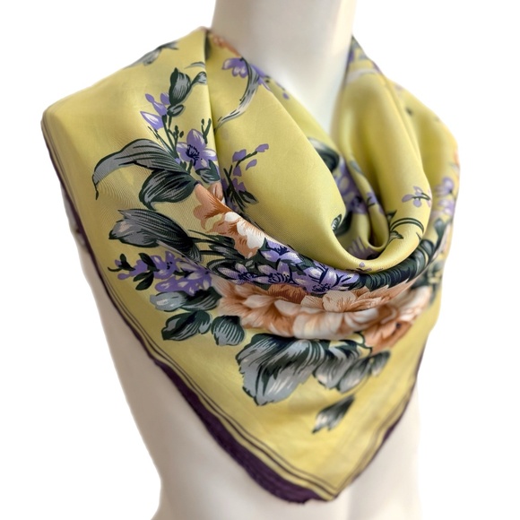 Vintage Hand Rolled Silk Scarf – Yellow Floral with Peach & Lavender Flowers - Picture 9 of 9